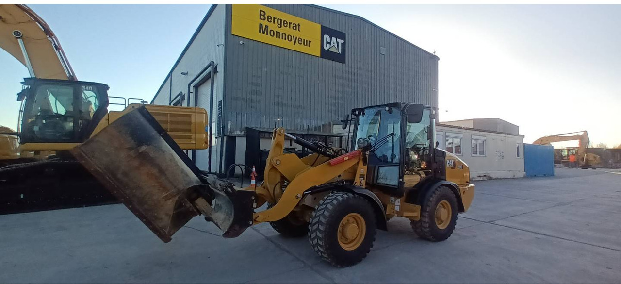 CAT 906 - Wheel loader: picture 1 CAT 906 - Wheel loader: picture 1