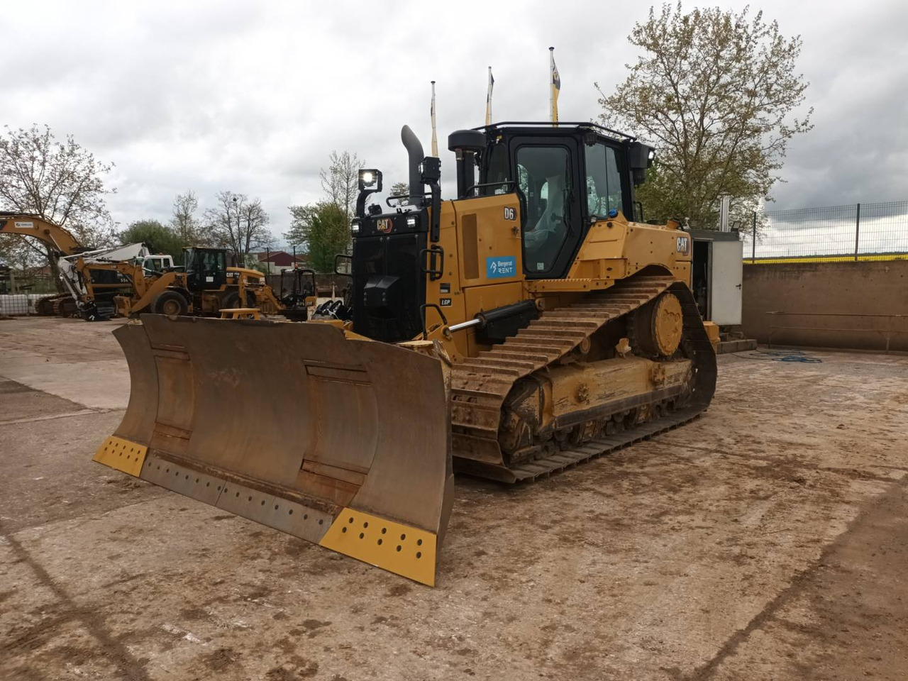 CAT D6 VPAT - Bulldozer: picture 1 CAT D6 VPAT - Bulldozer: picture 1