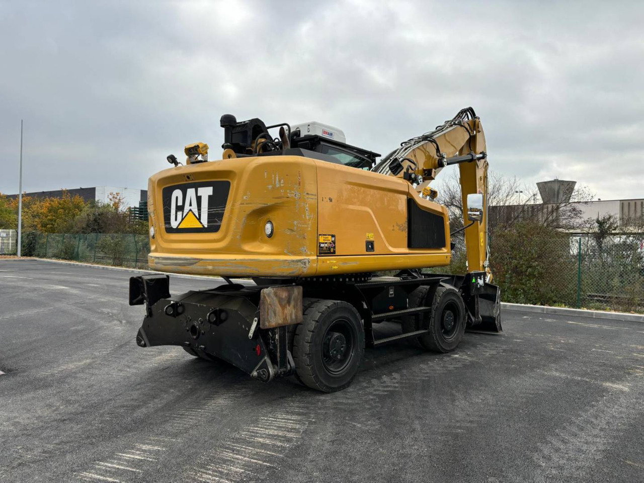 CAT MH3022-1 - Wheel excavator: picture 3 CAT MH3022-1 - Wheel excavator: picture 3
