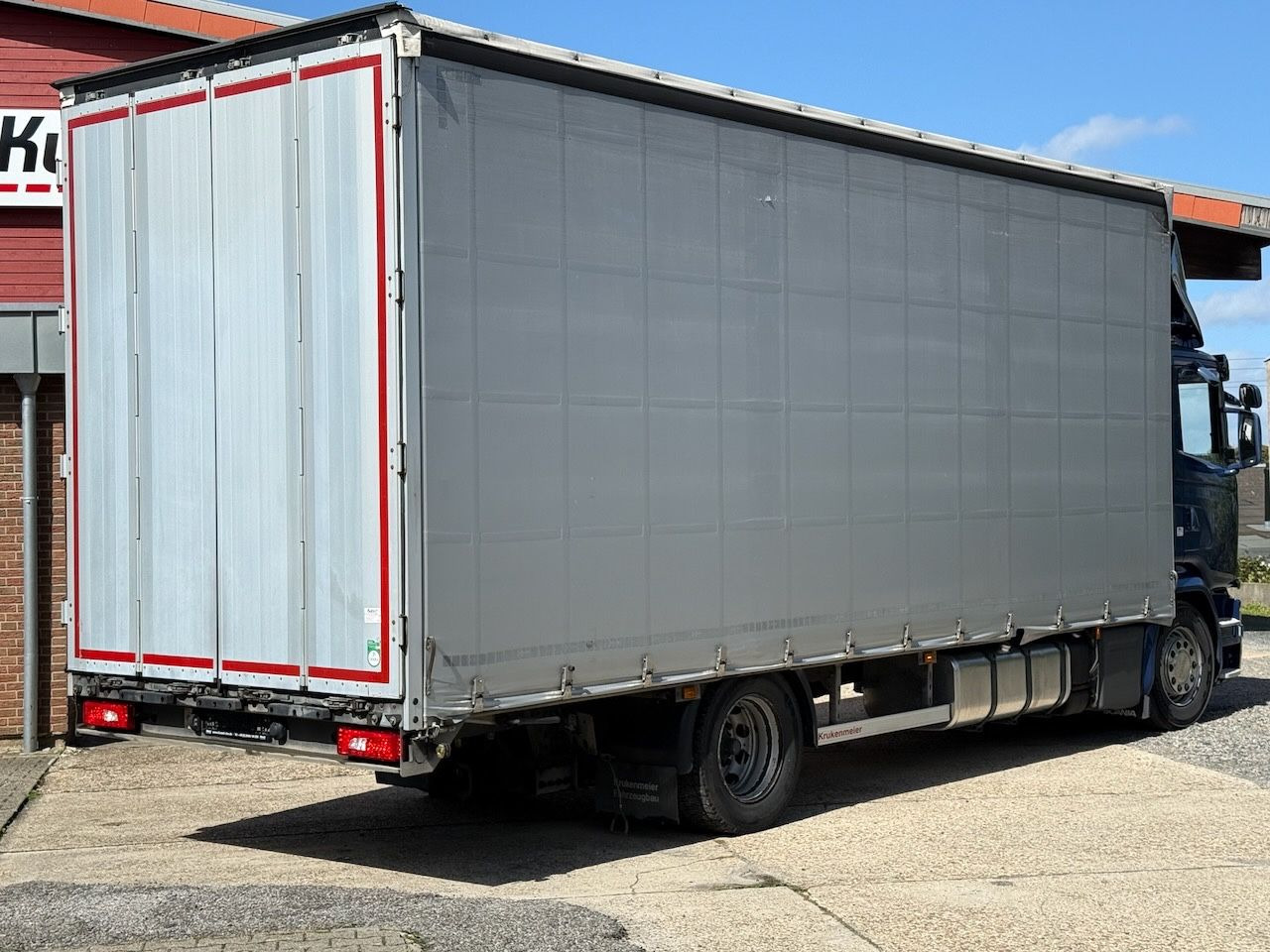 Scania G410 /4x2/Pritsche-Plane mit durchladbarem Anh. - Curtainsider truck: picture 5 Scania G410 /4x2/Pritsche-Plane mit durchladbarem Anh. - Curtainsider truck: picture 5