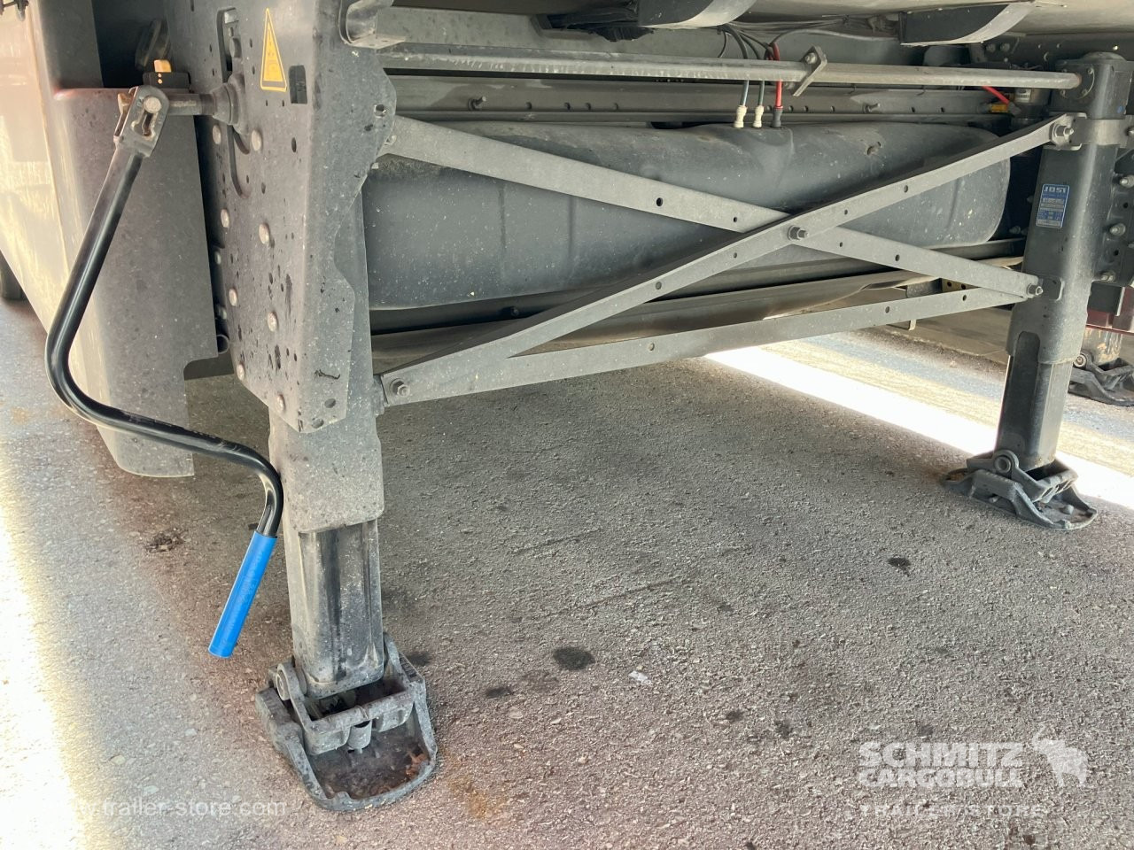 Isothermal semi-trailer SCHMITZ Semiremolque Frigo Standard Double deck: picture 14 Isothermal semi-trailer SCHMITZ Semiremolque Frigo Standard Double deck: picture 14