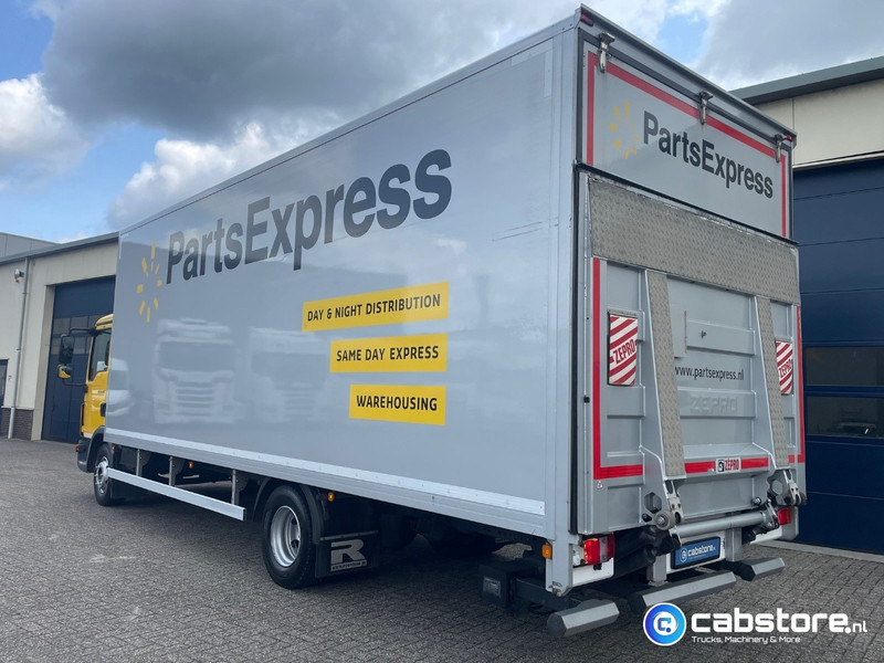 MAN TGL 12.180 4x2 Euro 6 Bakwagen MAN TGL 12.180 Bakwagen Euro 6 - Bouwjaar 2016 - Km 394.831 - Laadklep - Good condition - Box truck: picture 3 MAN TGL 12.180 4x2 Euro 6 Bakwagen MAN TGL 12.180 Bakwagen Euro 6 - Bouwjaar 2016 - Km 394.831 - Laadklep - Good condition - Box truck: picture 3