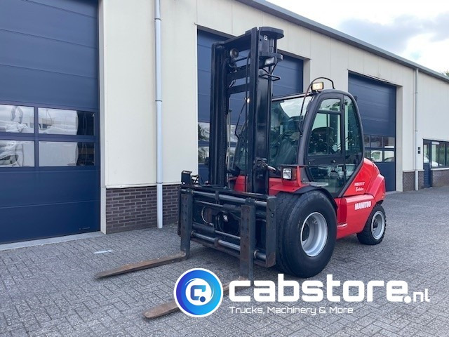 Manitou MSI 50 T Ruwterrein heftruck - Bouwjaar 2012 - Side shift - Vorkverstelling - Duplex - Draaiuren 9387 - Rough terrain forklift: picture 2 Manitou MSI 50 T Ruwterrein heftruck - Bouwjaar 2012 - Side shift - Vorkverstelling - Duplex - Draaiuren 9387 - Rough terrain forklift: picture 2