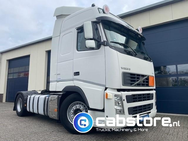 Volvo FH 400 4X2 Euro 5  - VEB+ Brake - Globetrotter - I-Shift - 2 tanks - Bouwjaar 2007 - Km 1.097.798 - Tractor unit: picture 1 Volvo FH 400 4X2 Euro 5  - VEB+ Brake - Globetrotter - I-Shift - 2 tanks - Bouwjaar 2007 - Km 1.097.798 - Tractor unit: picture 1