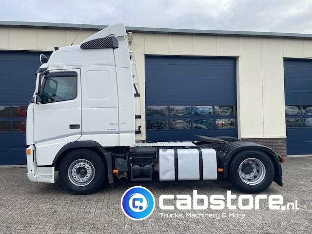 Volvo FH 400 4X2 Euro 5  - VEB+ Brake - Globetrotter - I-Shift - 2 tanks - Bouwjaar 2007 - Km 1.097.798 - Tractor unit: picture 5 Volvo FH 400 4X2 Euro 5  - VEB+ Brake - Globetrotter - I-Shift - 2 tanks - Bouwjaar 2007 - Km 1.097.798 - Tractor unit: picture 5