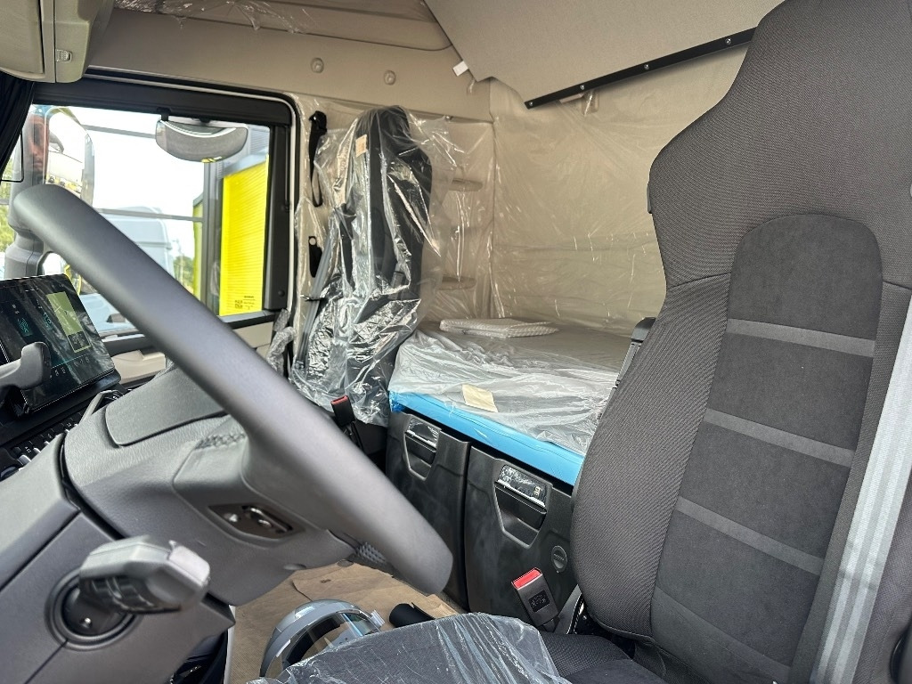 Cab chassis truck Iveco S-Way AS26S50 NP 2xLNG 6x2*4: picture 11 Cab chassis truck Iveco S-Way AS26S50 NP 2xLNG 6x2*4: picture 11