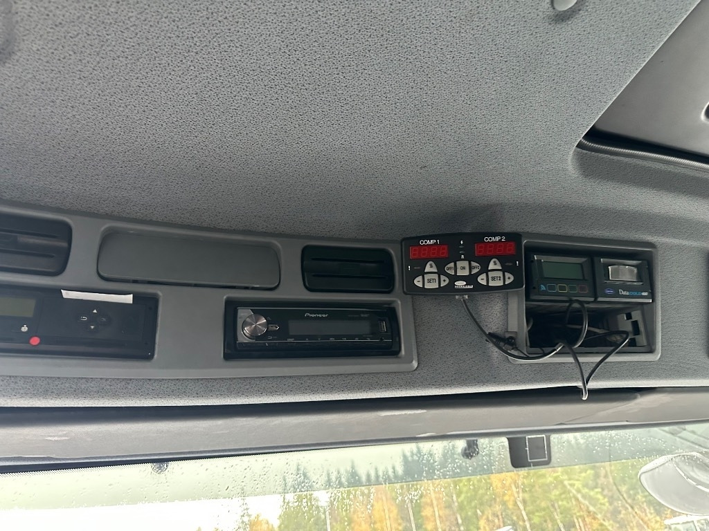 Refrigerator truck Mercedes-Benz Atego 818: picture 7 Refrigerator truck Mercedes-Benz Atego 818: picture 7