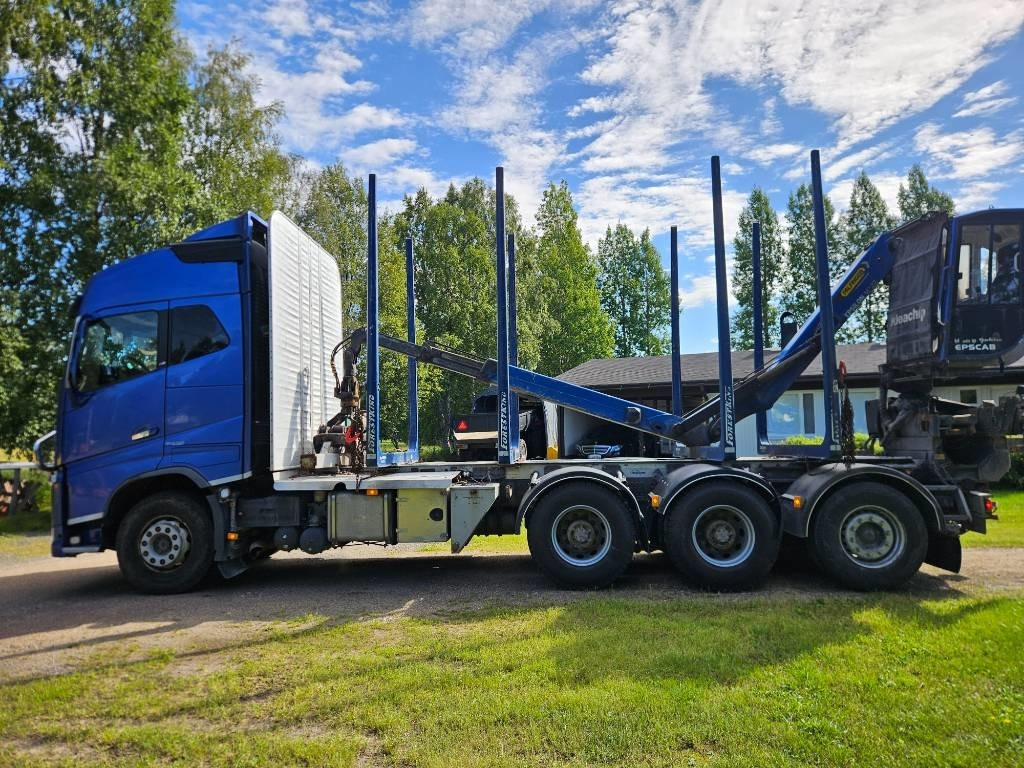 Volvo FH 16 750 8x4 76tn yhdistelmä  - Timber truck: picture 4 Volvo FH 16 750 8x4 76tn yhdistelmä  - Timber truck: picture 4
