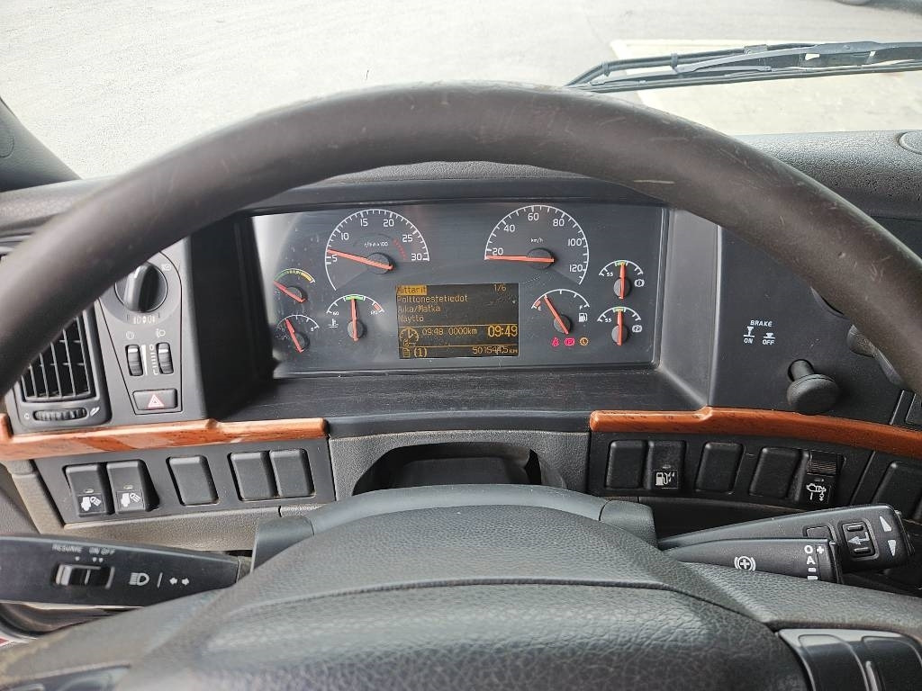 Timber truck Volvo FH12 8x4: picture 19