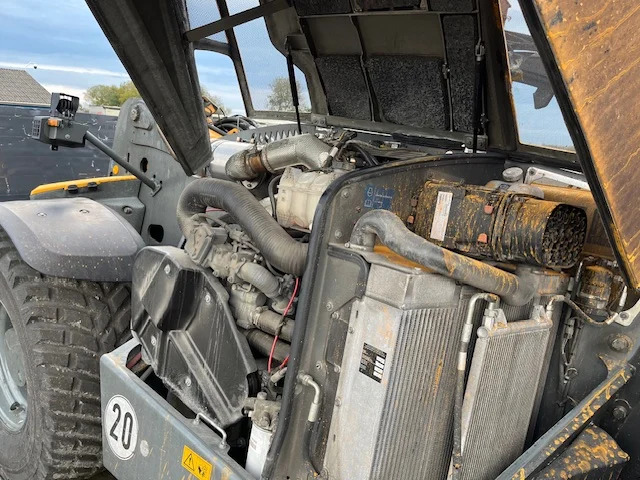 Telescopic handler LIEBHERR T55-7S: picture 12