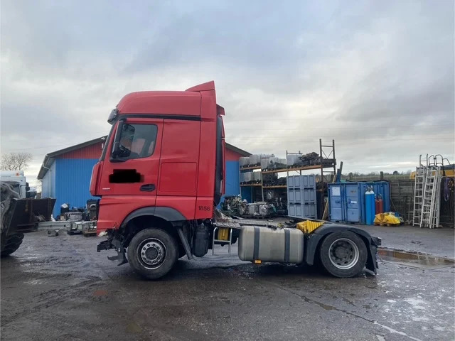 Mercedes Actros 1851 - Tractor unit: picture 5 Mercedes Actros 1851 - Tractor unit: picture 5