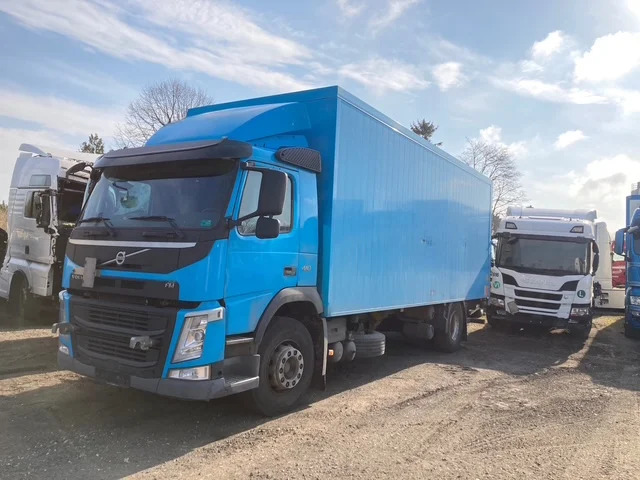 Volvo FM410 4X2 Box - Box truck: picture 1 Volvo FM410 4X2 Box - Box truck: picture 1