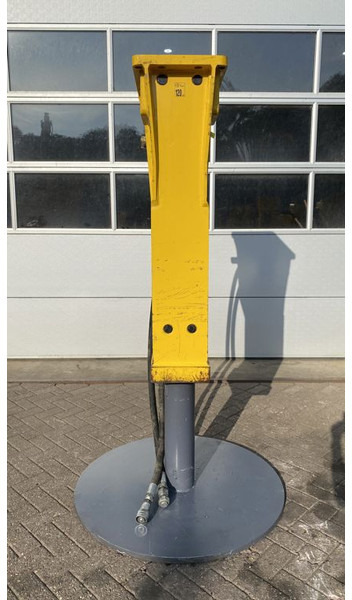Epiroc MB1000 - Hydraulic hammer for Construction machinery: picture 2 Epiroc MB1000 - Hydraulic hammer for Construction machinery: picture 2