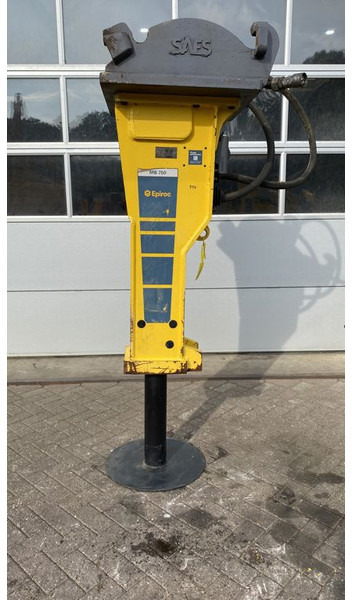 Epiroc MB750 - Hydraulic hammer for Construction machinery: picture 3 Epiroc MB750 - Hydraulic hammer for Construction machinery: picture 3