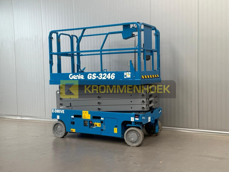 Scissor lift Genie GS 3246 Demo: picture 6