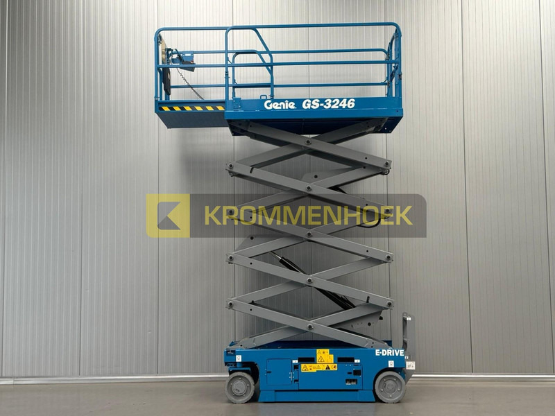 Scissor lift Genie GS 3246 Demo: picture 9