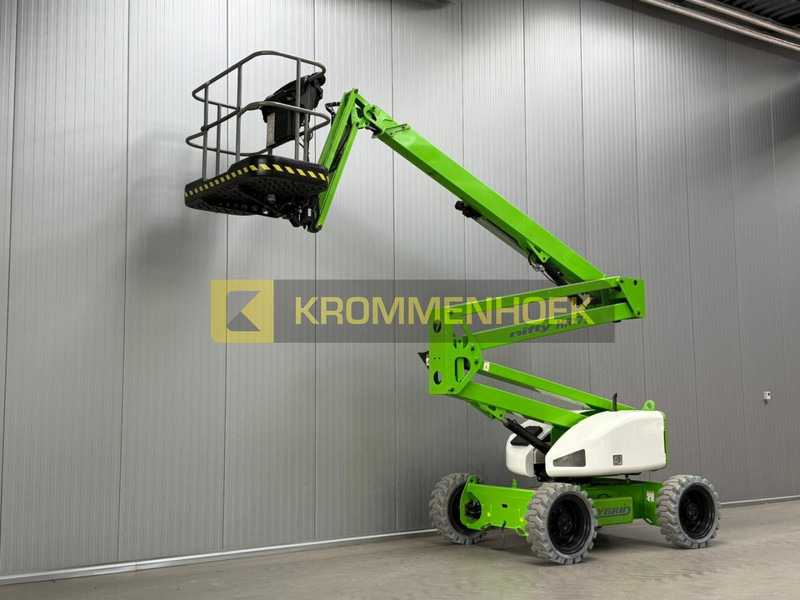 Nifty Lift HR 17 Hybrid 4x4 - Articulated boom: picture 1 Nifty Lift HR 17 Hybrid 4x4 - Articulated boom: picture 1