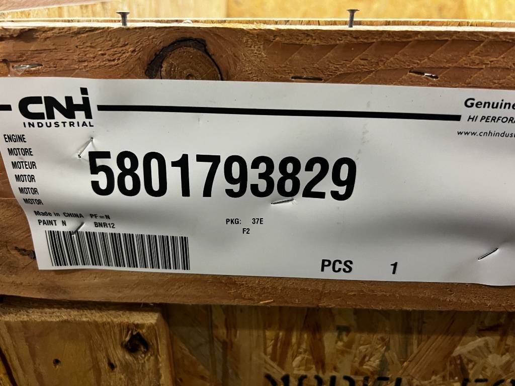 CNH Engine - CNH - F2CFE613G - Engine for Agricultural machinery: picture 3 CNH Engine - CNH - F2CFE613G - Engine for Agricultural machinery: picture 3