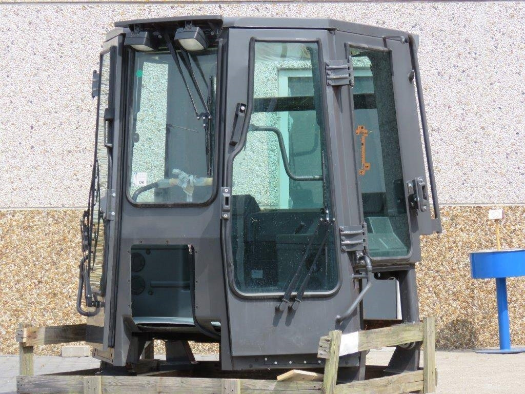 CNH Kabine - CNH CE - 87317280 - Cab for Agricultural machinery: picture 2 CNH Kabine - CNH CE - 87317280 - Cab for Agricultural machinery: picture 2