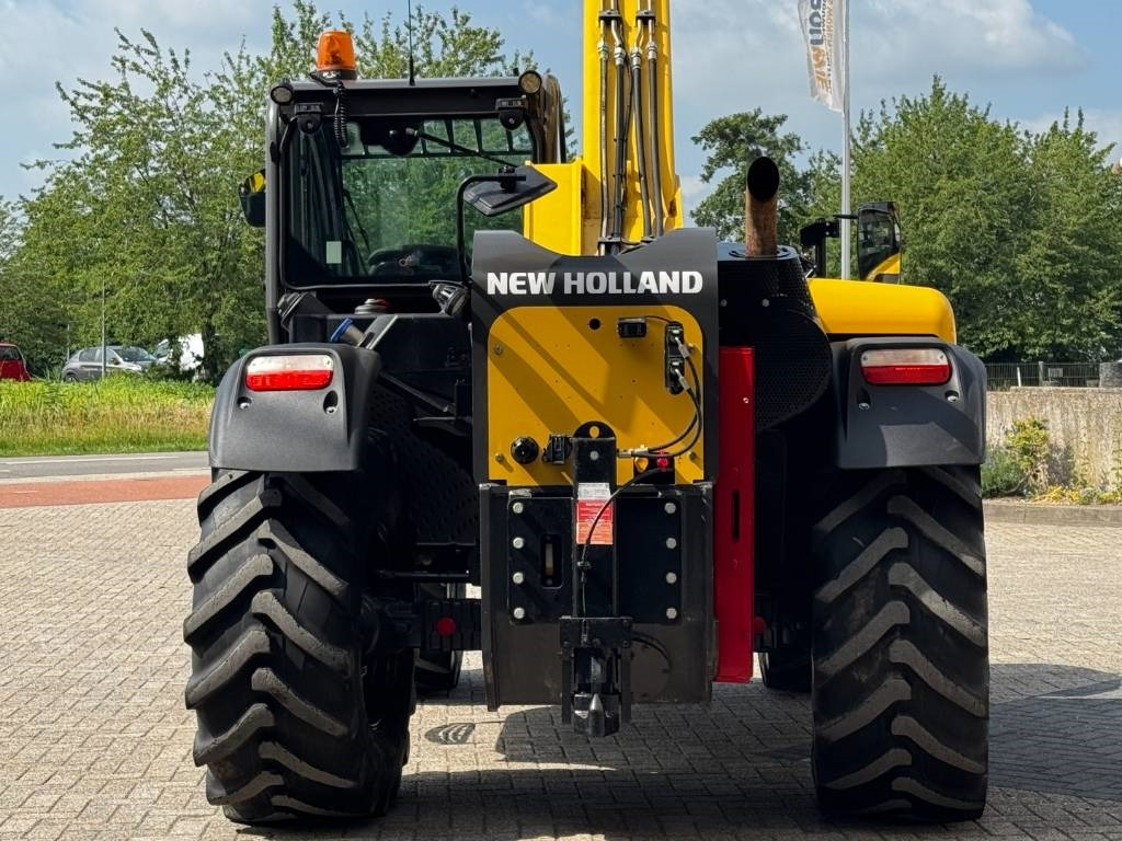 Leasing of New Holland TH7.42, climatisée, 1951 heures!  New Holland TH7.42, climatisée, 1951 heures!: picture 11