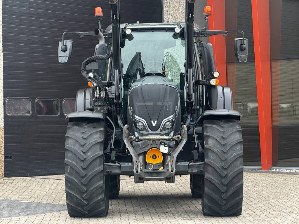 Farm tractor Valtra N174D, Frontlinkage + PTO, Frontloader, 3846 hours: picture 6
