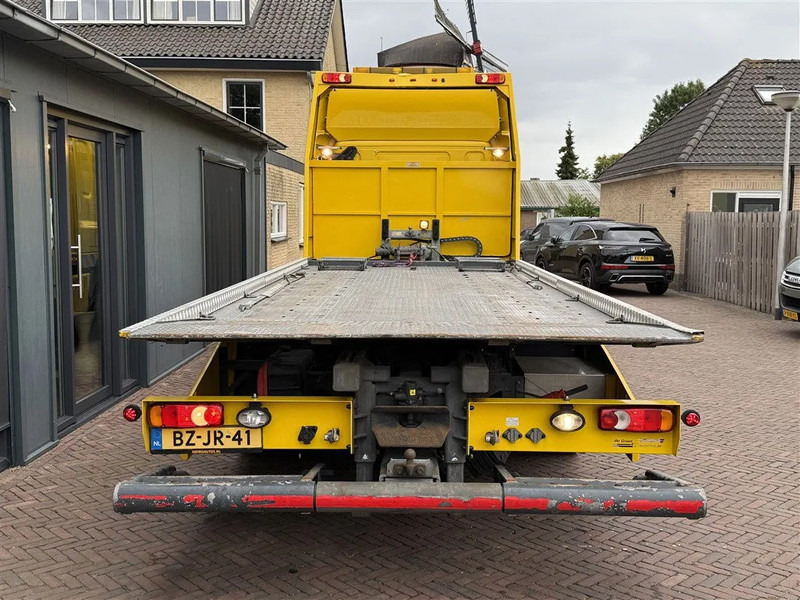 DAF CF 65.300 Towtruck Depannage Lier Brille Sleeper 640x242x104 cm - Tow truck: picture 5 DAF CF 65.300 Towtruck Depannage Lier Brille Sleeper 640x242x104 cm - Tow truck: picture 5