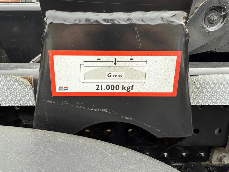 Container transporter/ Swap body truck MAN TGX 26.470 Haakarm VDL 21.T XLX Bed Fridge Smart Select: picture 13 Container transporter/ Swap body truck MAN TGX 26.470 Haakarm VDL 21.T XLX Bed Fridge Smart Select: picture 13