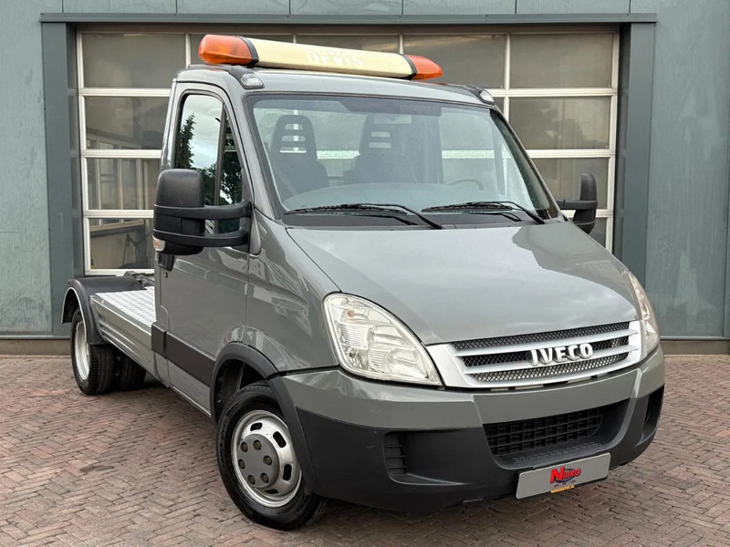 Iveco Daily 35C18 BE TREKKER 3 ZITS EURO 5 12 TON - Tractor unit: picture 1 Iveco Daily 35C18 BE TREKKER 3 ZITS EURO 5 12 TON - Tractor unit: picture 1