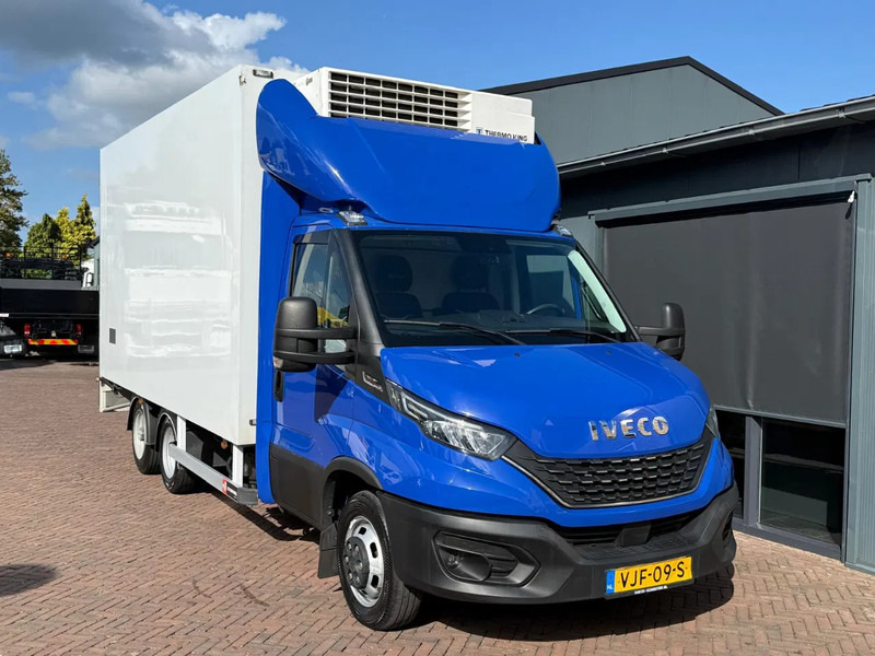 Iveco Daily 40C18 3.0 180PK Aut. Clixtar Be trekker Koeler 2655 KG Laadvm. 3 Zits CVO - Tractor unit: picture 1 Iveco Daily 40C18 3.0 180PK Aut. Clixtar Be trekker Koeler 2655 KG Laadvm. 3 Zits CVO - Tractor unit: picture 1