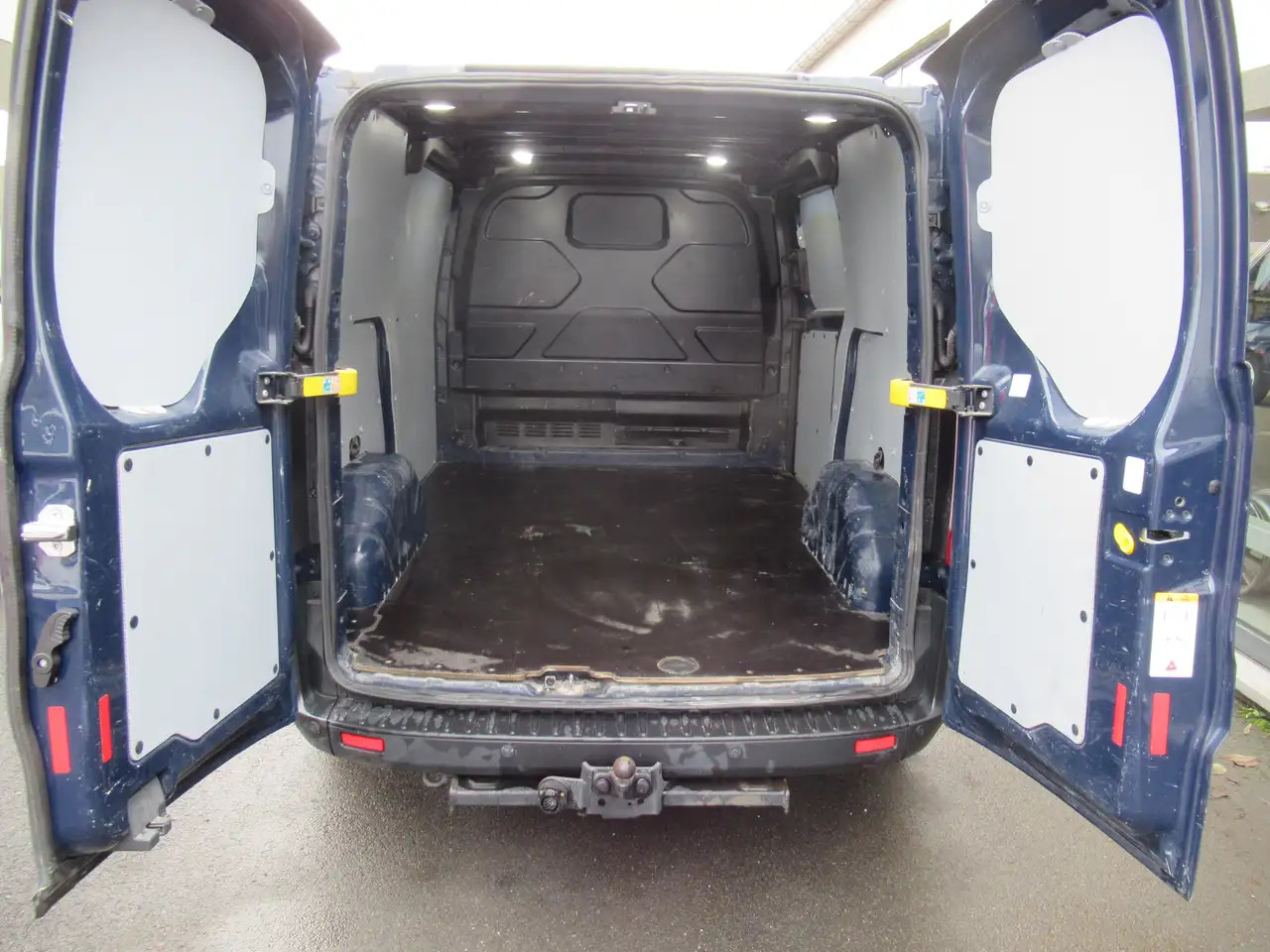 Ford Transit Custom L1H1 131CV 13900€+TVA/BTW - Panel van: picture 5 Ford Transit Custom L1H1 131CV 13900€+TVA/BTW - Panel van: picture 5