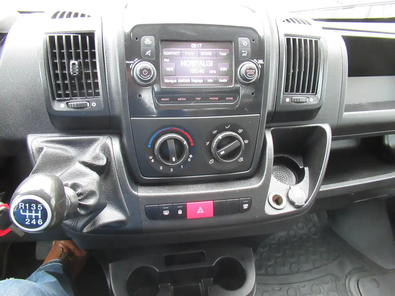 Tipper van Peugeot Boxer BENNE BACULANTE 19000€+TVA/BTW: picture 11