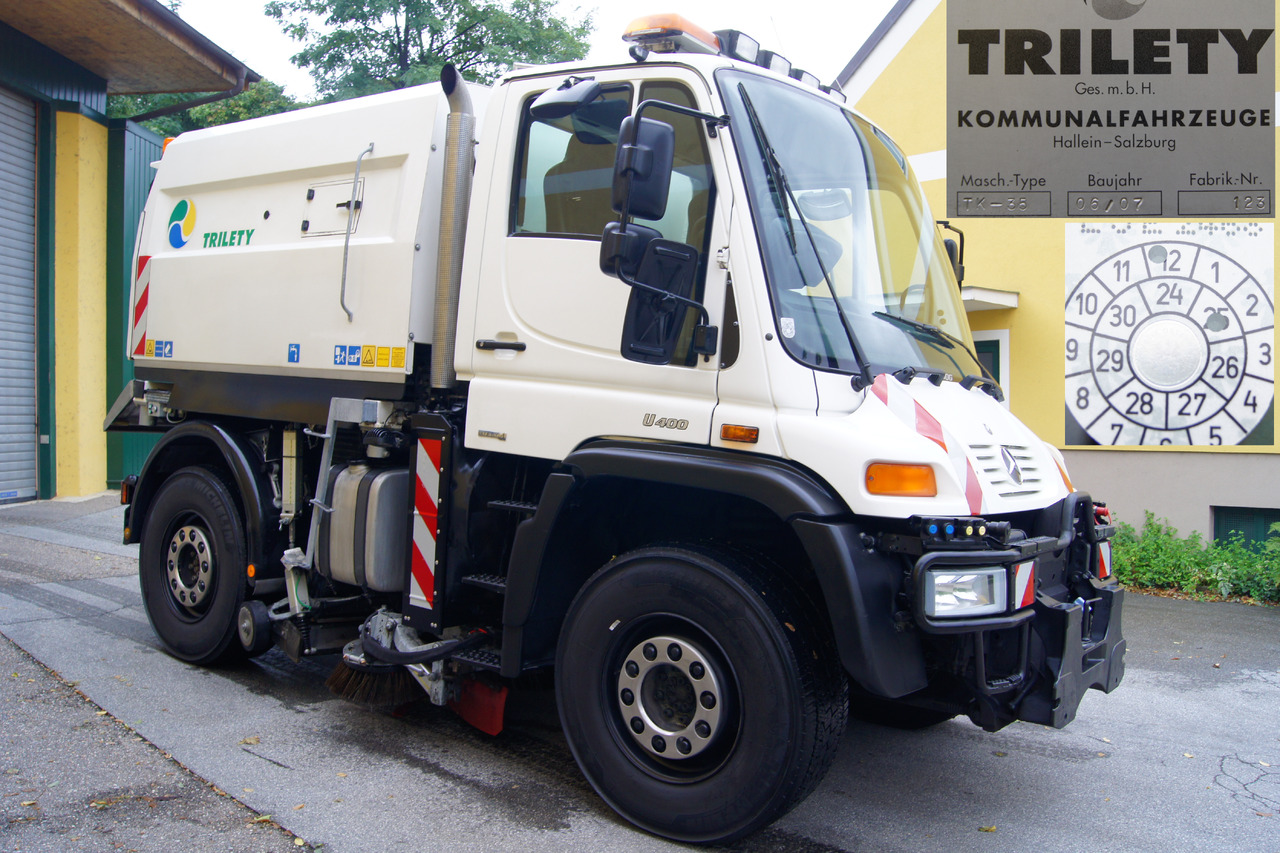 MERCEDES-BENZ Unimog U400 + TRILETY Kehrmaschine/TÜV/EUR4/Leistungshydraulik - Road sweeper: picture 2 MERCEDES-BENZ Unimog U400 + TRILETY Kehrmaschine/TÜV/EUR4/Leistungshydraulik - Road sweeper: picture 2