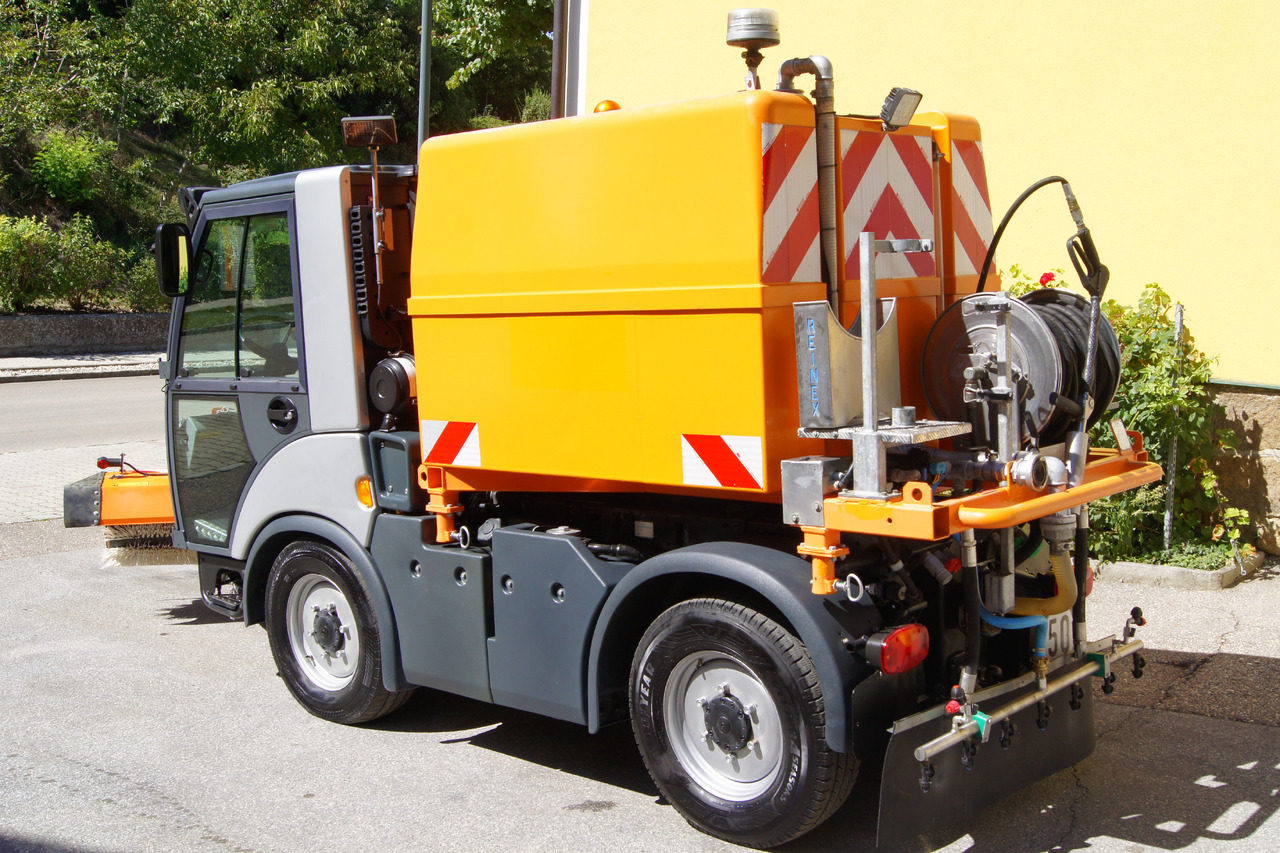 MULTICAR TREMO X56 Carrier CS/4x4/Euro 5/Besen/Wasserfass - Tipper van: picture 3 MULTICAR TREMO X56 Carrier CS/4x4/Euro 5/Besen/Wasserfass - Tipper van: picture 3