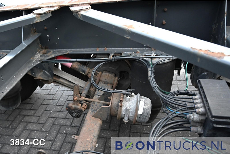 Closed box semi-trailer Schmitz Cargobull SCF 24 FIXXED CHASSIS | 40ft HC * 4350 kg * APK 12-2026 * NL TRAILER: picture 16