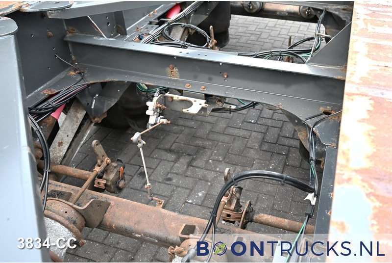 Closed box semi-trailer Schmitz Cargobull SCF 24 FIXXED CHASSIS | 40ft HC * 4350 kg * APK 12-2026 * NL TRAILER: picture 18