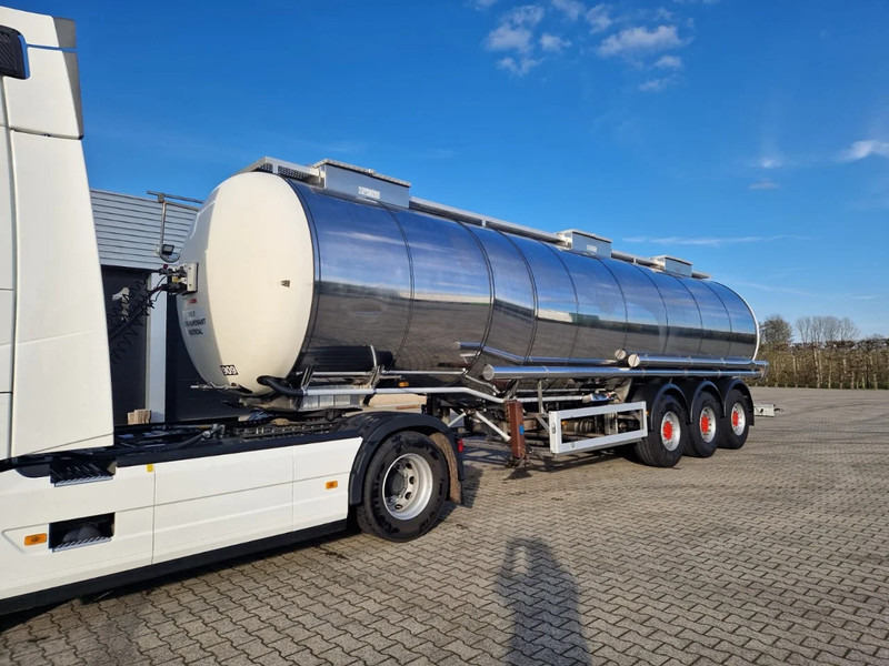 Feldbinder 38000 liter 3 kamer tankoplegger met CIP Leiding - Tank semi-trailer: picture 1 Feldbinder 38000 liter 3 kamer tankoplegger met CIP Leiding - Tank semi-trailer: picture 1