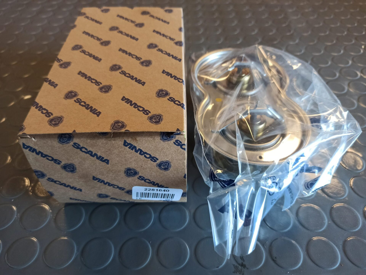 SCANIA THERMOSTAT - 2281640 - Thermostat for Truck: picture 1 SCANIA THERMOSTAT - 2281640 - Thermostat for Truck: picture 1