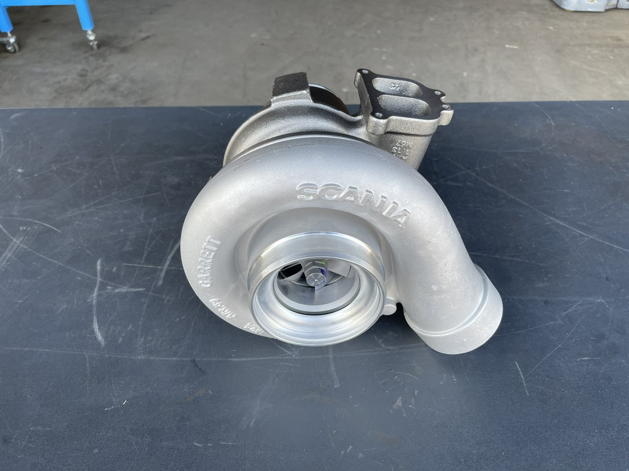 SCANIA TURBOCHARGER DC16 PDE 2387856, 1865358 - Turbo for Truck: picture 1 SCANIA TURBOCHARGER DC16 PDE 2387856, 1865358 - Turbo for Truck: picture 1