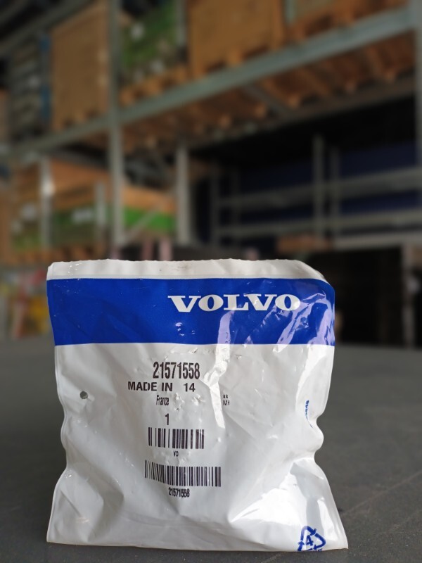 VOLVO CAP 21571558 - Lights/ Lighting for Truck: picture 2 VOLVO CAP 21571558 - Lights/ Lighting for Truck: picture 2