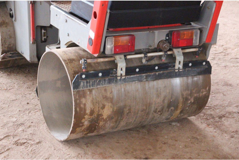 Compactor Ammann AV20-2: picture 12