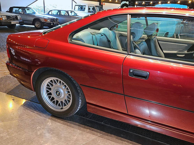 Car BMW 850iA: picture 11