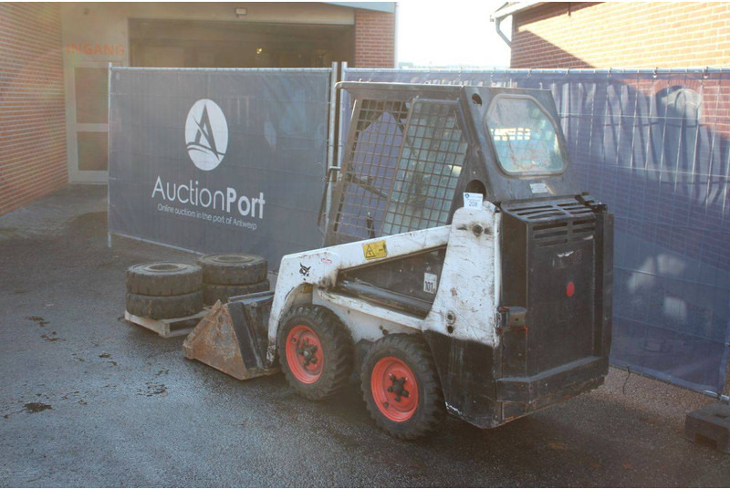 Bobcat 530 - Wheel loader: picture 3 Bobcat 530 - Wheel loader: picture 3