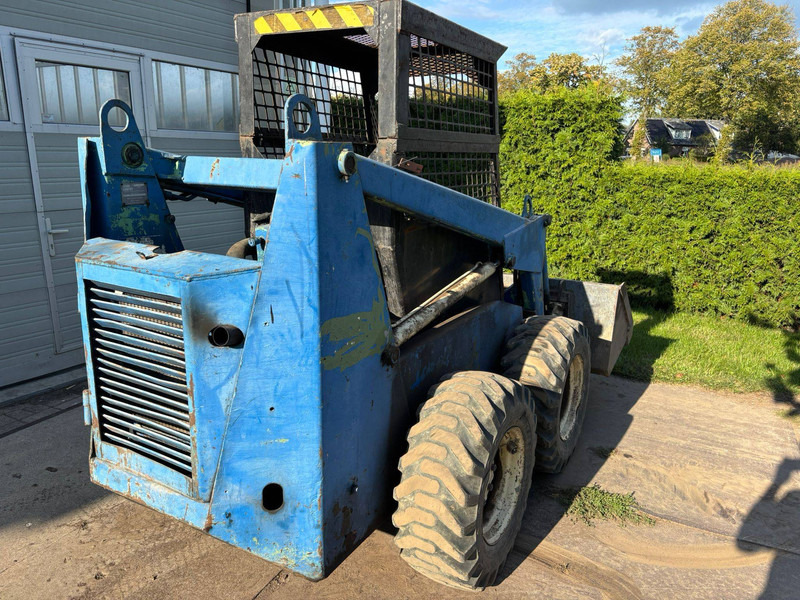 Bobcat 825 - Wheel loader: picture 3 Bobcat 825 - Wheel loader: picture 3