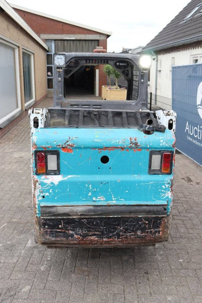 Bobcat S100 - Wheel loader: picture 5 Bobcat S100 - Wheel loader: picture 5