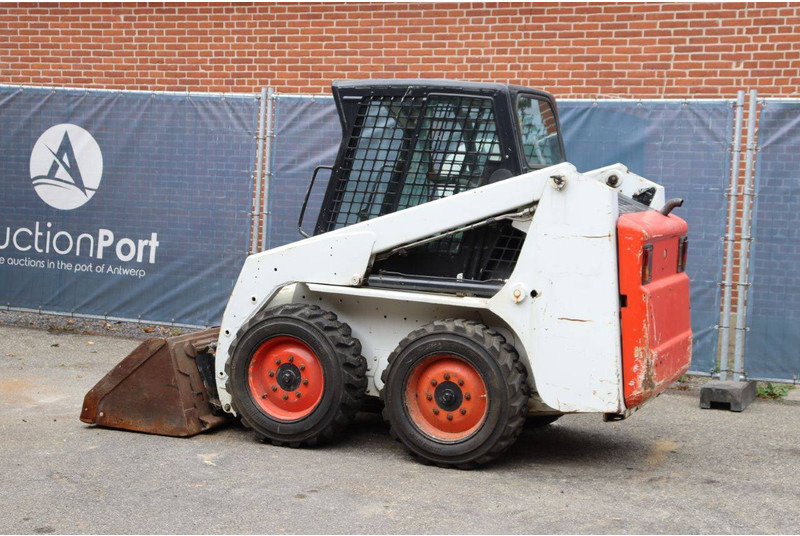 Bobcat S130 - Wheel loader: picture 3 Bobcat S130 - Wheel loader: picture 3