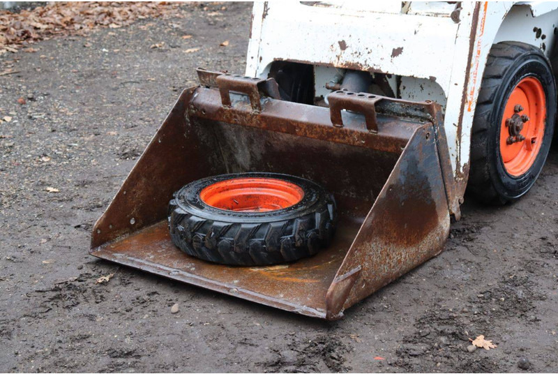 Wheel loader Bobcat S70: picture 10