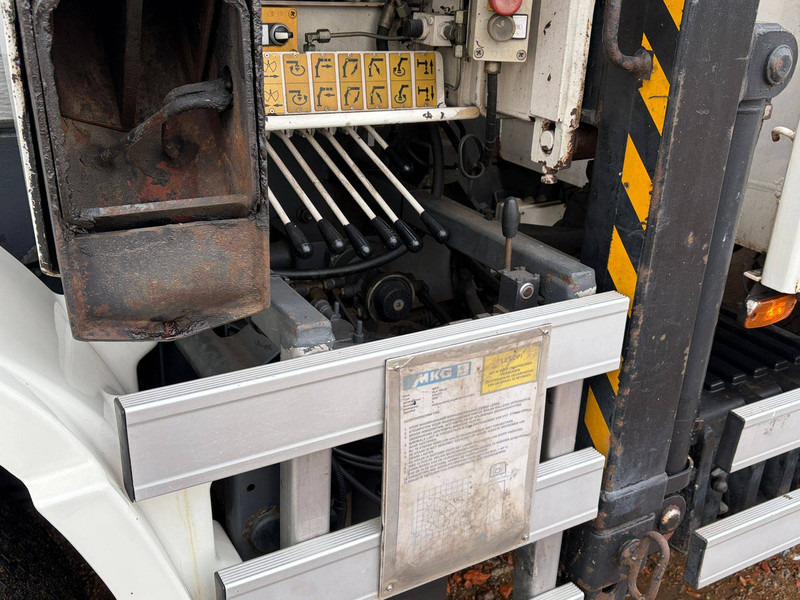 DAF AE75PC - Loader crane: picture 3 DAF AE75PC - Loader crane: picture 3