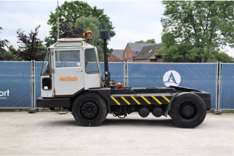 DAF - Terminal tractor: picture 2 DAF - Terminal tractor: picture 2