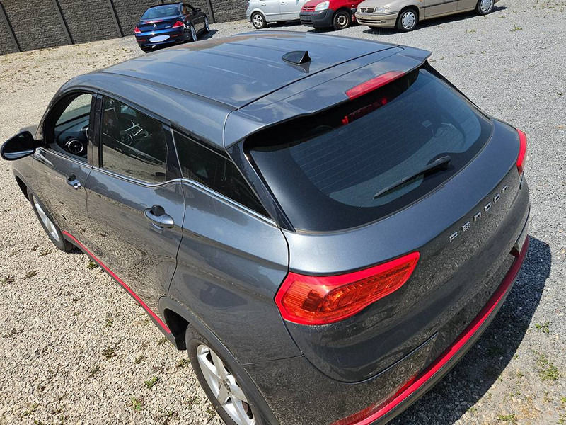 DFSK Fengon 500 - Sedan: picture 2 DFSK Fengon 500 - Sedan: picture 2