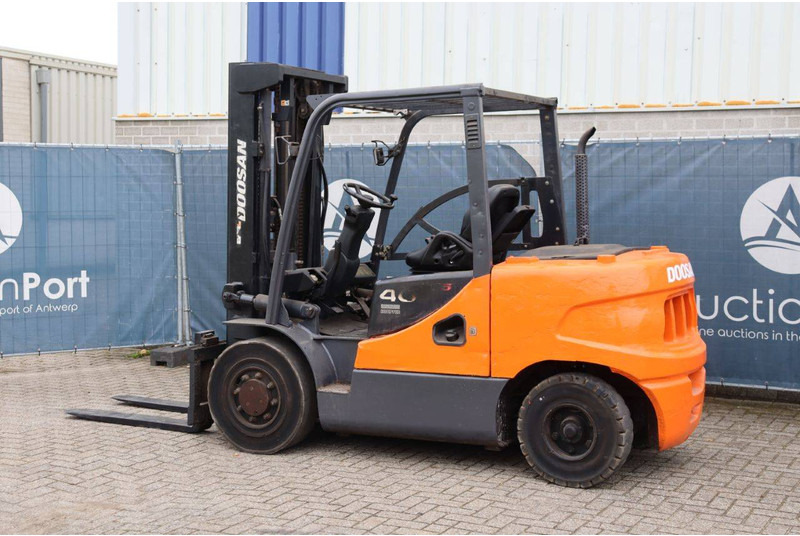 Doosan - Diesel forklift: picture 3 Doosan - Diesel forklift: picture 3